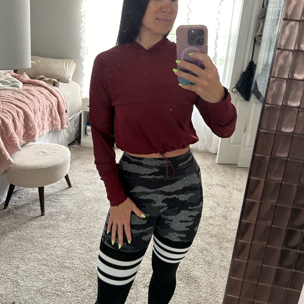 Buffbunny Escandala pullover